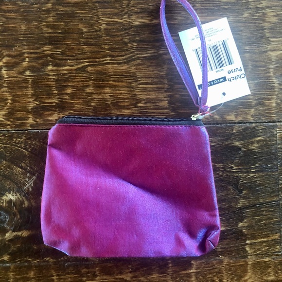 Set of 2 Embellished Wristlets - NWT/NWOT - Picture 3 of 10